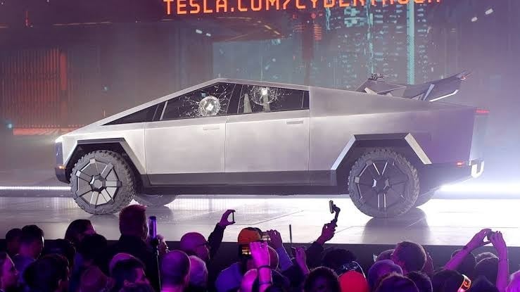 Tesla-Cybertruck-Feature